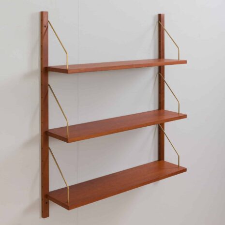 22238 three shelves in teak sorensen cadovius style - 5 zestawów z kijami-5 three shelves in teak sorensen cadovius style zestawow z kijami