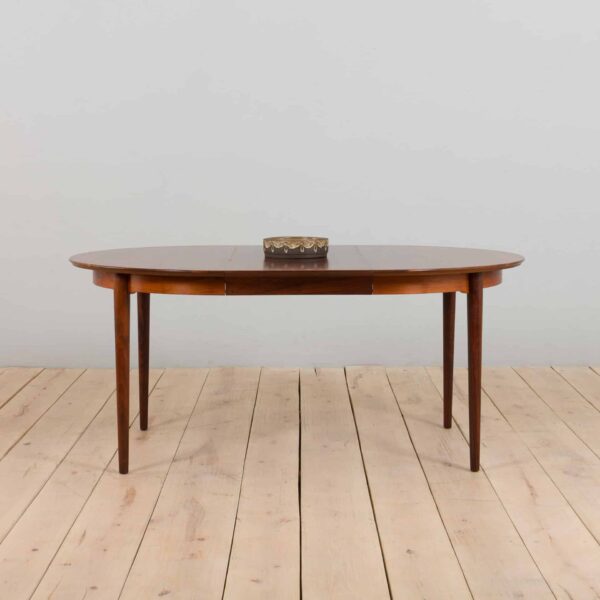 Arne Vodder rosewood round extension dining table for P