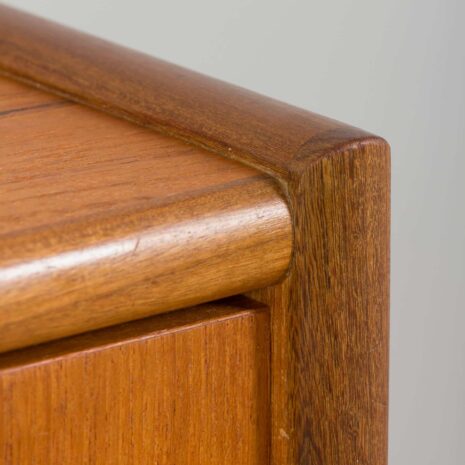 22254 Vintage Danish teak dresser, Mid Century chest of drawers in Kai Kristiansen style, 1960s-10 Vintage Danish teak dresser Mid Century chest of drawers in Kai Kristiansen style s