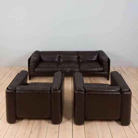 22273 Pelle Frau Canapé Le Capanelle 3 places en cuir et 2 fauteuils club lounge par Tito Agnoli pour Poltrona Frau, Italie, années 1980 - 1-1 Pelle Frau Leather seater Le Capanelle sofa and lounge club chairs by Tito Agnoli for Poltrona Frau Italy s