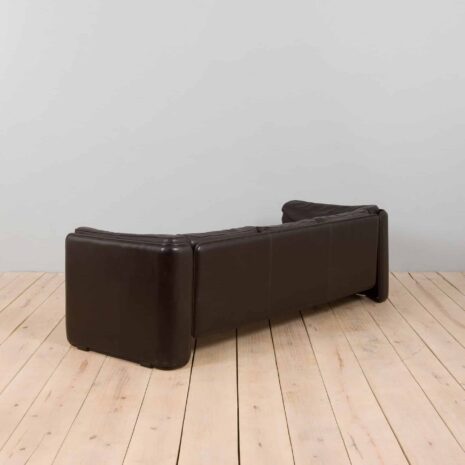 22273 Pelle Frau Canapé Le Capanelle 3 places en cuir et 2 fauteuils club lounge par Tito Agnoli pour Poltrona Frau, Italie, années 1980 - 1-9 Pelle Frau Leather seater Le Capanelle sofa and lounge club chairs by Tito Agnoli for Poltrona Frau Italy s