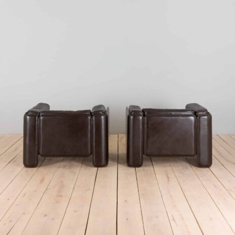 22273 Pelle Frau Canapé Le Capanelle 3 places en cuir et 2 fauteuils club lounge par Tito Agnoli pour Poltrona Frau, Italie, années 1980 - 2-1 Pelle Frau Leather seater Le Capanelle sofa and lounge club chairs by Tito Agnoli for Poltrona Frau Italy s