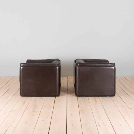 22273 Pelle Frau Canapé Le Capanelle 3 places et 2 fauteuils club lounge en cuir par Tito Agnoli pour Poltrona Frau, Italie, années 1980 - 2-2 Pelle Frau Leather seater Le Capanelle sofa and lounge club chairs by Tito Agnoli for Poltrona Frau Italy s