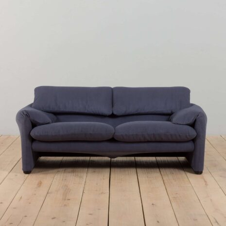 22208 Maralunga lounge set curvy sofa with armchair Vico Magistretti, Cassina, 1980s -1-6 Maralunga lounge set curvy sofa with armchair Vico Magistretti Cassina s
