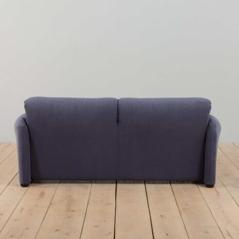 22208 Maralunga lounge set curvy sofa with armchair Vico Magistretti, Cassina, 1980s -1-9 Maralunga lounge set curvy sofa with armchair Vico Magistretti Cassina s