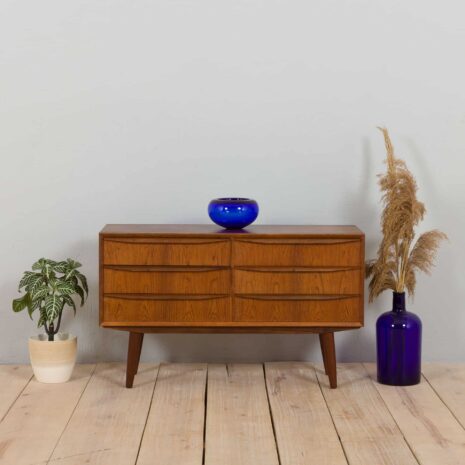 22252 Commode danoise en bois de rose, commode vintage, 1970-1 Commode danoise en palissandre vintage