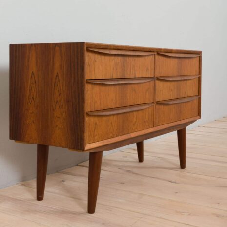 22252 Commode danoise en bois de rose, commode vintage, 1970-5 Commode danoise en palissandre vintage