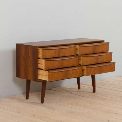 22252 Commode danoise en bois de rose, commode vintage, 1970-7 Commode danoise en palissandre vintage