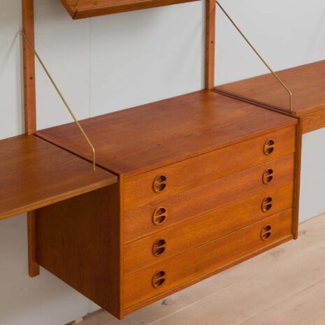 22259 Three bay teak wall unit preben sorensen with a desk and display shelf-8 Three bay teak wall unit preben sorensen with a desk and display shelf