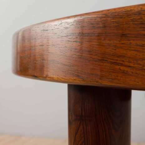 22278 Okrągły stół z drewna różanego Kai Kristiansen z 2 skrzydłami, Dania, lata 1960-9 Kai Kristiansen rosewood round extension table with leaves denmark s