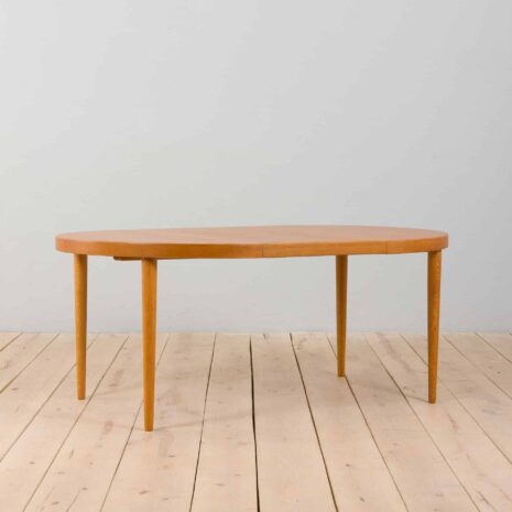 22290 Okrągły dębowy stół jadalny Vintage z nadstawką Kai Kristiansen, Dania 1960s-1 Vintage round oak dining table with extension Kai Kristiansen Denmark s