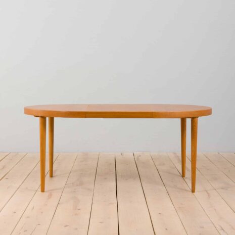 22290 Okrągły dębowy stół jadalny Vintage z nadstawką Kai Kristiansen, Dania 1960s-2 Vintage round oak dining table with extension Kai Kristiansen Denmark s