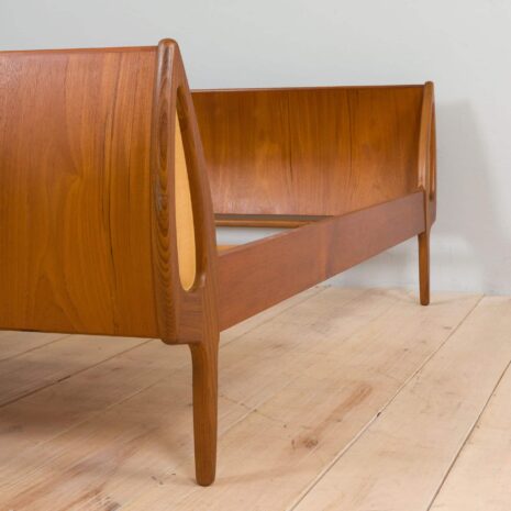 21314 Teak bed frame king-size - na home stageingu na morenie-13 Teak bed frame king size na home stageingu na morenie