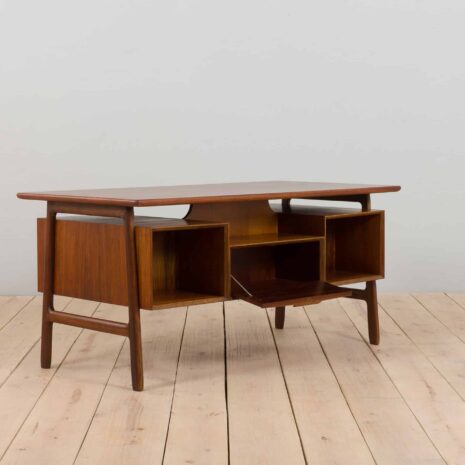 22241 Gunni Oman Junn biurko z drewna różanego model 75-8 Gunni Oman Junn rosewood desk model