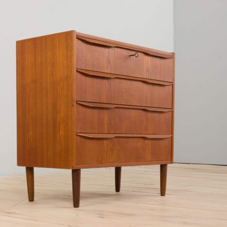 22248 Danish Dresser small teak chest of drawers, 1960s-6 Danish Dresser small teak chest of drawers s