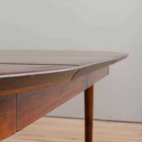 22326 Vintage duński okrągły stół z drewna różanego Kai Kristiansen z 2 dodatkowymi liśćmi, 1970s w stylu Vodder-10 Vintage Danish round extension table in rosewood by Kai Kristiansen with additional leaves s in Vodder style