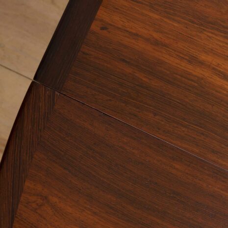 22326 Vintage duński okrągły stół z drewna różanego Kai Kristiansen z 2 dodatkowymi liśćmi, 1970s w stylu Vodder-6 Vintage Danish round extension table in rosewood by Kai Kristiansen with additional leaves s in Vodder style