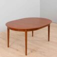 okrągły tekowy stół