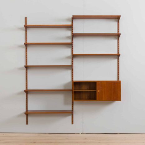22340 Kai Kristiansen two bay teak wall unit with cabinet-4 Kai Kristiansen two bay teak wall unit with cabinet
