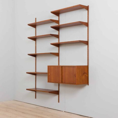 22340 Kai Kristiansen two bay teak wall unit with cabinet-6 Kai Kristiansen two bay teak wall unit with cabinet