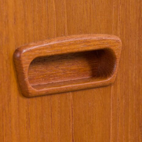 22344 teak dresser with 7 drawers-12 teak dresser with drawers