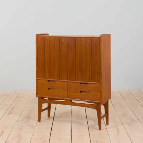 22347 teak dresser cabinet -1 teak dresser cabinet