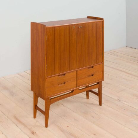 22347 teak dresser cabinet -8 teak dresser cabinet