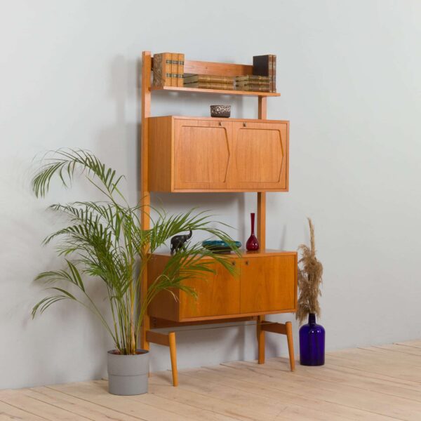 RivalteakWallUnitwithbarcabinetbyBrodreneJatogsNorway,KjellRiise,s