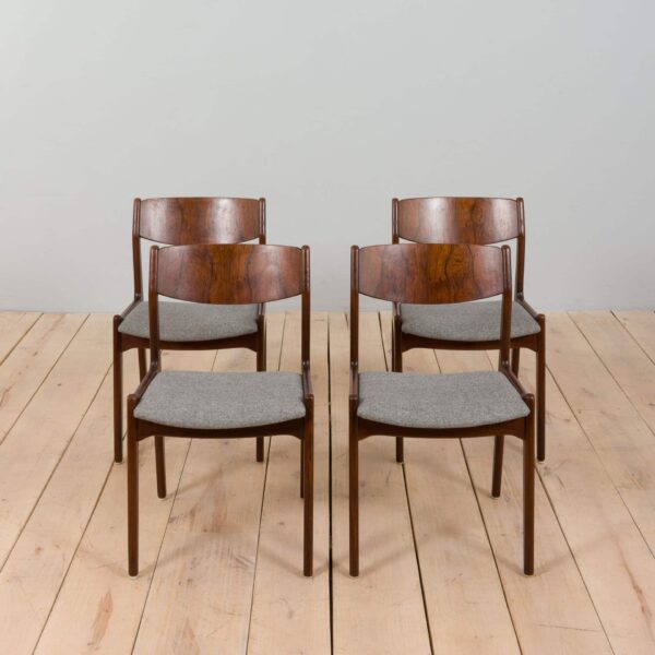 ensemble de quatre chaises en bois de rose de Vilhelm Jangesen