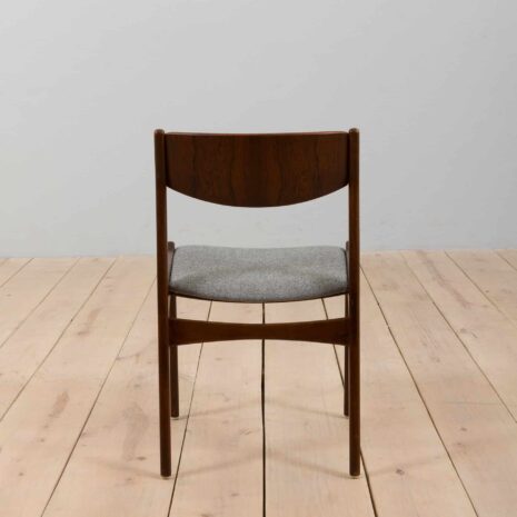 22298 set of four rosewood chairs by Vilhelm Jangesen-11 ensemble de quatre chaises en bois de rose de Vilhelm Jangesen