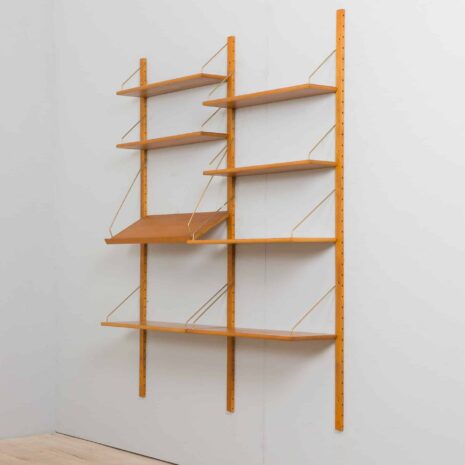 22311 Zweiflügelige Eichenwand in Cado Cadovius Kristiansen Stil Regalsystem modular, Dänemark, 1960er-4 Zweiflügelige Eichenwand in Cado Cadovius Kristiansen Stil Regalsystem modular Dänemark s