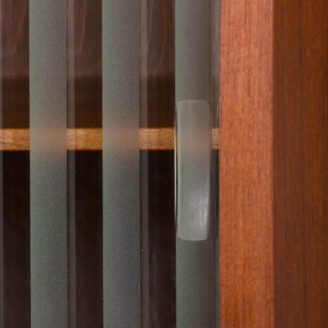 22350 Étagère murale scandinave autoportante en teck avec 4 armoires, Danemark, années 1960-24 Meuble suspendu scandinave vintage en teck étagères avec armoires Danemark s