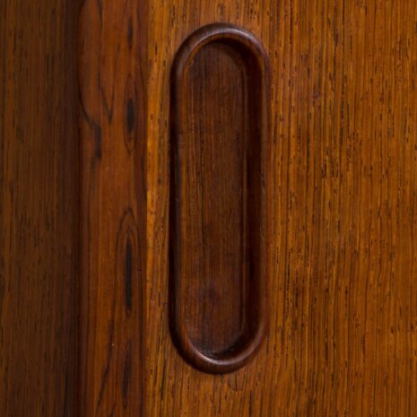 22372 Hansen_Guldborg meuble mural à trois baies en palissandre avec bureau-24 Hansen Guldborg three bay rosewood wall unit with desk