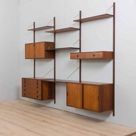 22372 Hansen_Guldborg meuble mural à trois baies en palissandre avec bureau-8 Hansen Guldborg three bay rosewood wall unit with desk