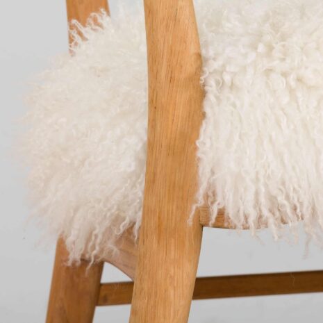 22375 Pair of oak dining chairs in the style of Hans Wegner, in long hair sheepskin Denmark 1960s-12 Pair of oak dining chairs in the style of Hans Wegner in long hair sheepskin Denmark s