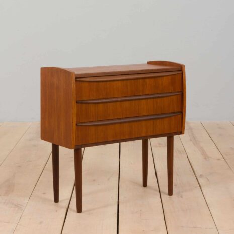 22392 small teak dresser with 3 drawers-1 small teak dresser with drawers