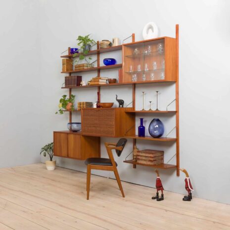 22401 Cadovius 3 bay wall unit en teck avec un bureau secrétaire bar cabinet, Danemark, Poul Cadovius Cado, 1960-2 Cadovius bay unité murale en teck avec un secrétaire bureau cabinet de bar Danemark Poul Cadovius Cado s