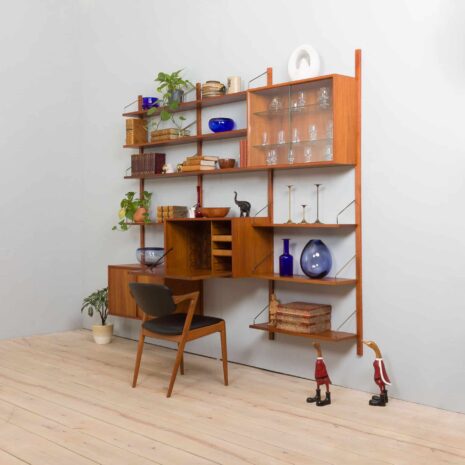 22401 Cadovius 3 bay wall unit en teck avec un bureau secrétaire bar cabinet, Danemark, Poul Cadovius Cado, 1960-3 Cadovius bay unité murale en teck avec un secrétaire bureau cabinet de bar Danemark Poul Cadovius Cado s