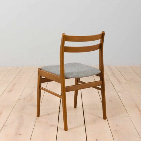 22301 Set of 4 reupholstered Danish dineing chairs in lacquered beech,1960s-7 Set of reupholstered Danish dineing chairs in lacquered beechs