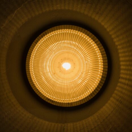 21138-Vintage-Italian-Ceiling-lamp-with-Murano-glass-swirl-shade-and-brass-base-6 Vintage Italian Ceiling lamp with Murano glass swirl shade and brass base scaled