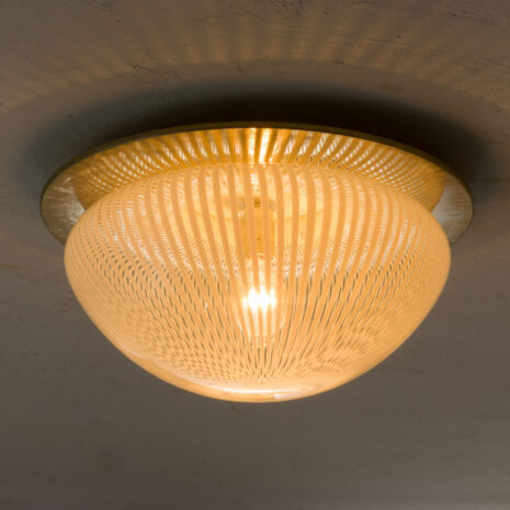 21138-Vintage-Italian-Ceiling-lamp-with-Murano-glass-swirl-shade-and-brass-base-9 Vintage Italian Ceiling lamp with Murano glass swirl shade and brass base scaled