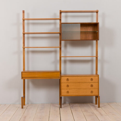 22359-Unité murale de teck scandinave-par-Sven-Andersen1 Scandinavian teak wall unit by Sven Andersen scaled