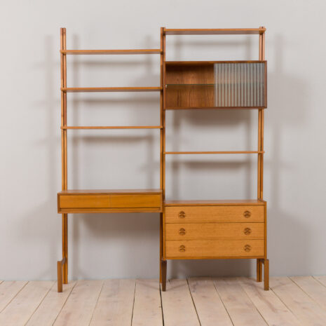 22359-Unité murale de steak scandinave-by-Sven-Andersen12 Scandinavian teak wall unit by Sven Andersen scaled