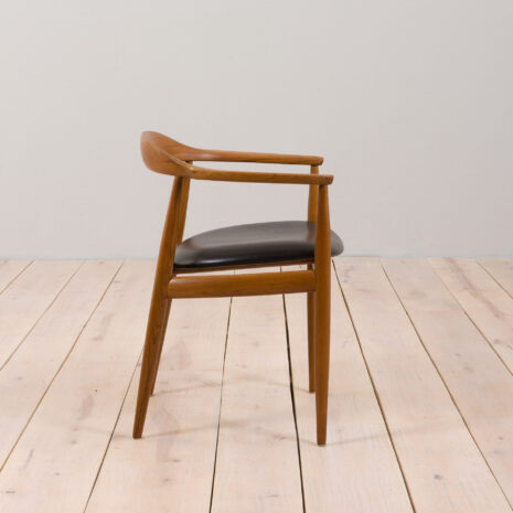 22386-Illum-Wilkkelso-teak-and-black-leather-chair-for-Niels-Eilersen-Denmark-1960s10 Illum Wilkkelso teak and black leather chair for Niels Eilersen Denmark s scaled
