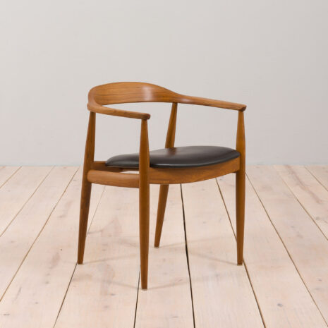 22386-Illum-Wilkkelso-teak-and-black-leather-chair-for-Niels-Eilersen-Denmark-1960s11 Illum Wilkkelso teak and black leather chair for Niels Eilersen Denmark s scaled