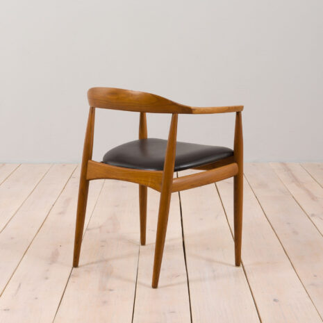 22386-Illum-Wilkkelso-teak-and-black-leather-chair-for-Niels-Eilersen-Denmark-1960s9 Illum Wilkkelso teak and black leather chair for Niels Eilersen Denmark s scaled