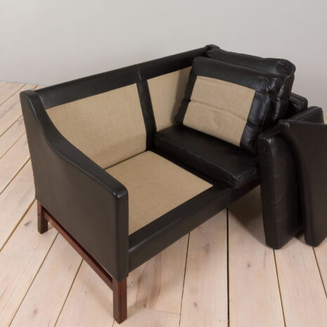 22416-Takashi-Okamura-and-Erik-Marquardsen.-Sofa-upholstered-in-black-leather-13 Takashi Okamura and Erik Marquardsen