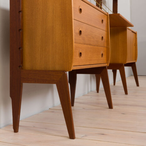 22423-ergo-wallunit-threebay-with-deskshelf-12 ergo wallunit threebay with deskshelf scaled