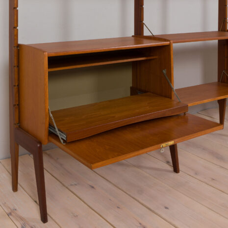 22431 Three Bay Ergo Wall Unit in teak w. cocktail cabinet and modular shelving by J. Texmon and E. Blindheim for Blindheim Mobelfabrikk, 1960s-15 Three Bay Ergo Wall Unit in teak w