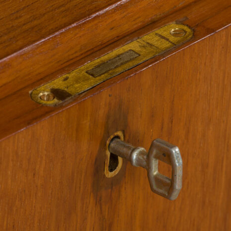 22431 Three Bay Ergo Wall Unit in teak w. cocktail cabinet and modular shelving by J. Texmon and E. Blindheim for Blindheim Mobelfabrikk, 1960s-16 Three Bay Ergo Wall Unit in teak w